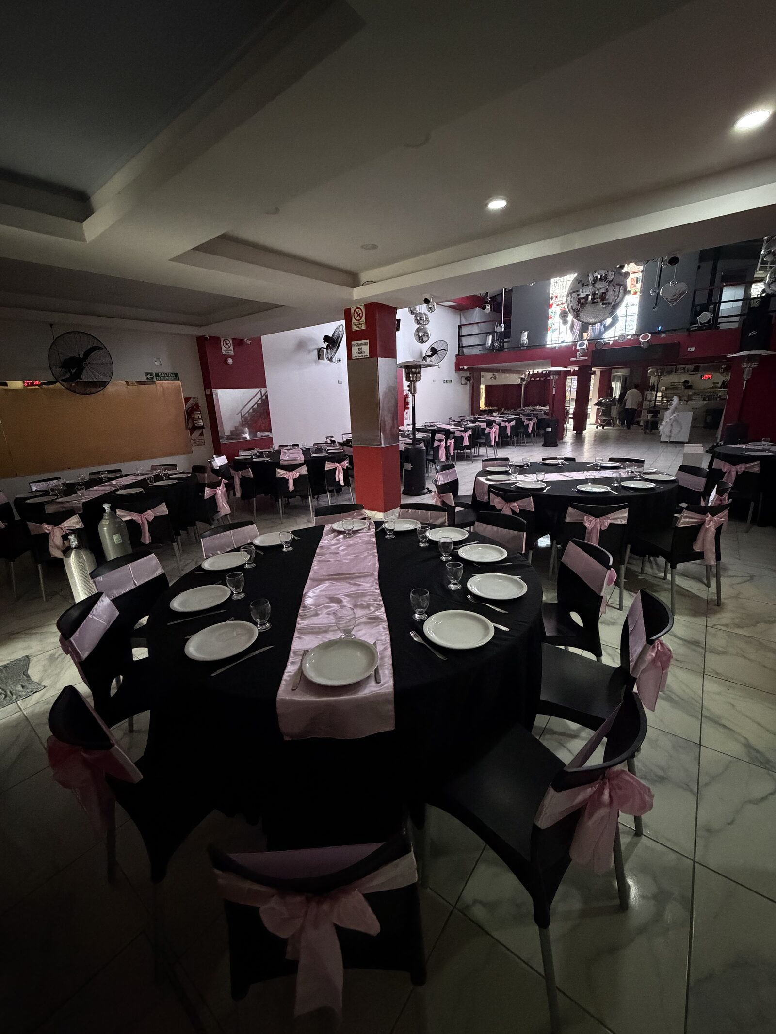 Salón Espacio 23 Doce