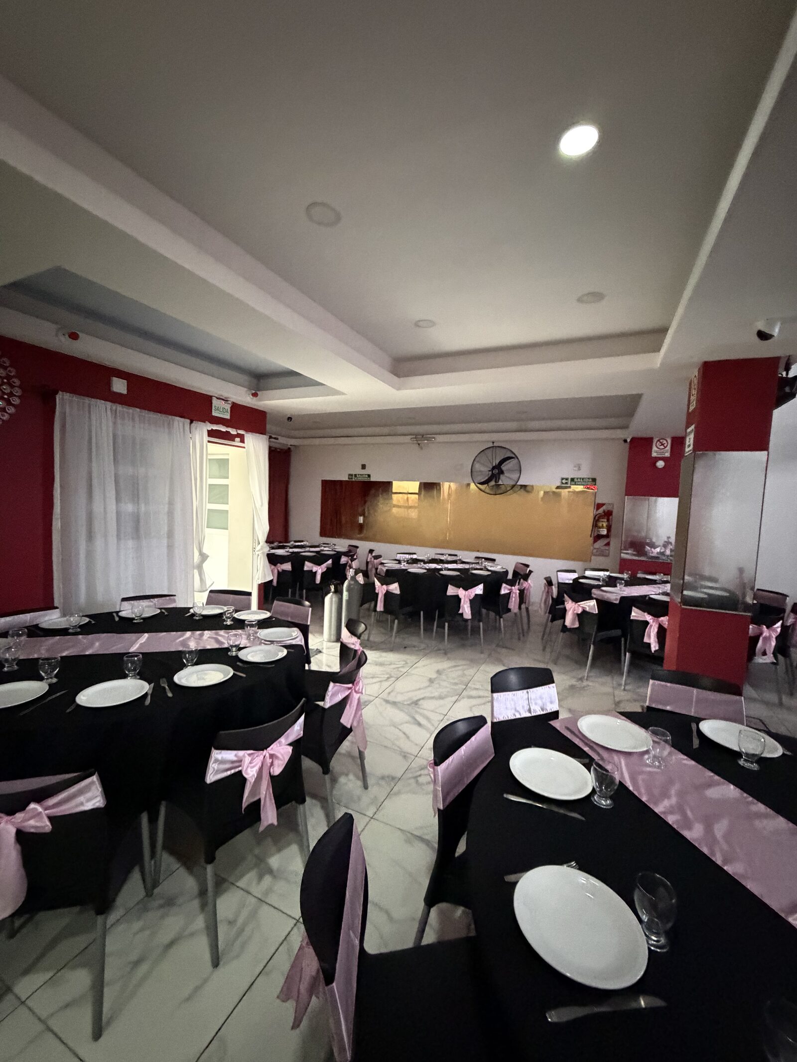 Salón Espacio 23 Doce
